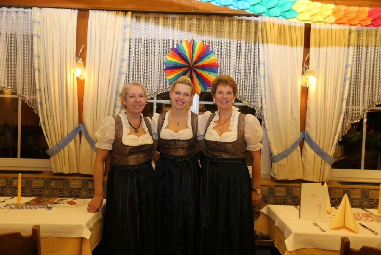 Landgasthof Schuster Nesselwängle Exterior foto